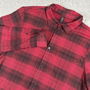 Lululemon‎ Masons Peak Flannel Shirt Men's XL Red Black Plaid Button Up Stretch